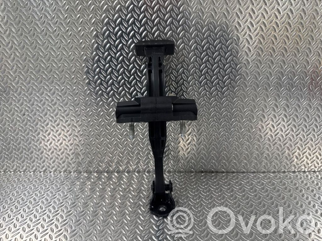 Tesla Model Y Etuoven pidätin 