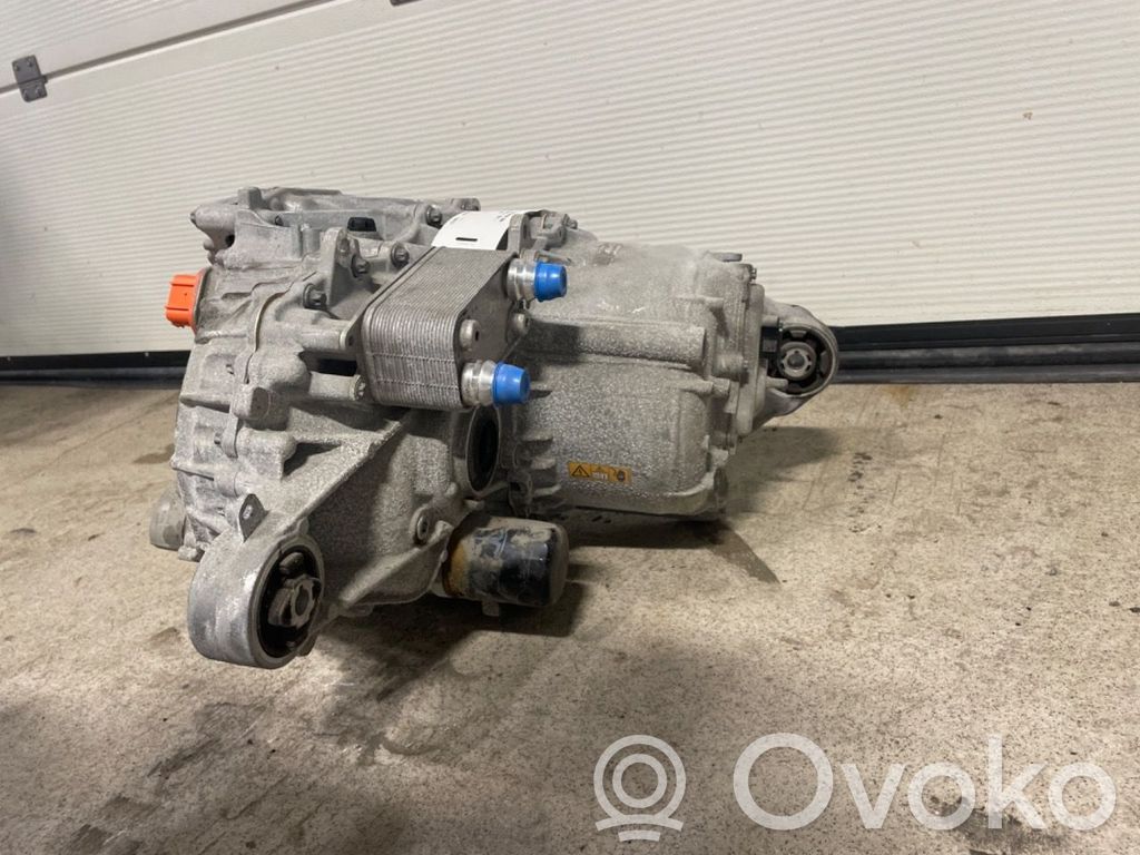 Tesla Model Y Elektromobilio variklis 