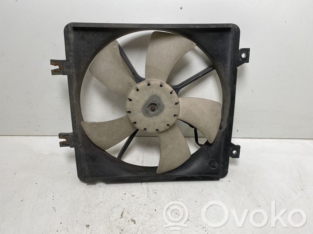 Elektryczny wentylator chłodnicy   B61P15140,B61P15140,B61P15210A,B61P15140,B61P15210A