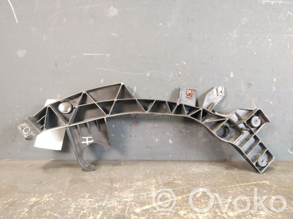 Opel Vivaro Radiator support slam panel 