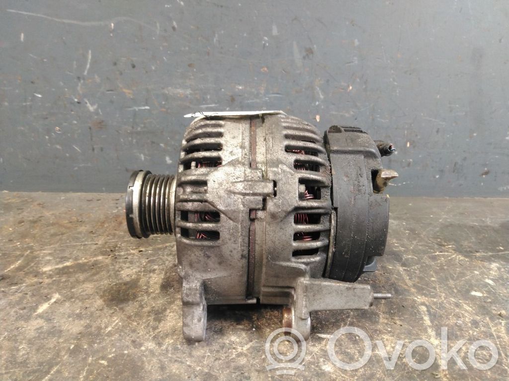 Skoda Fabia Mk2 (5J) Alternator 
