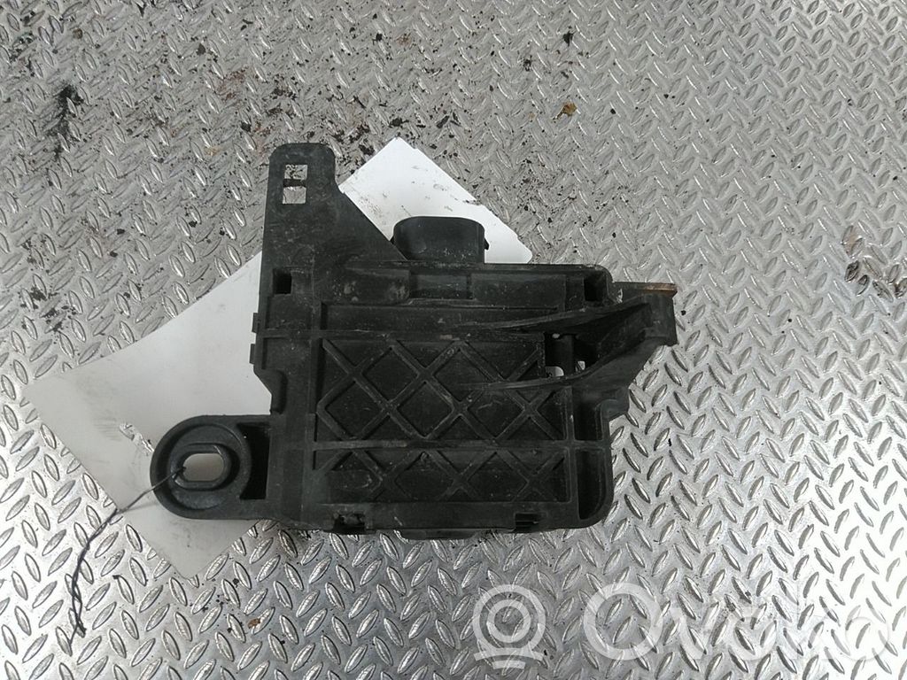 Volkswagen PASSAT B8 Radarsensor Abstandsradar 