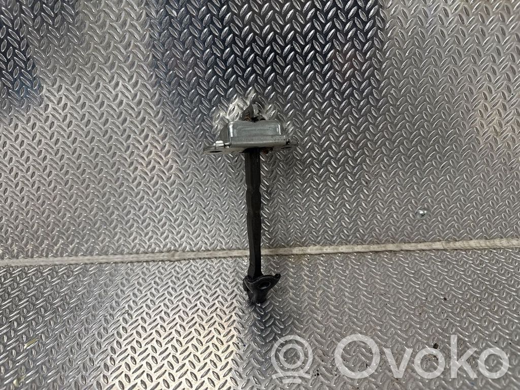 Toyota Yaris Etuoven pidätin 