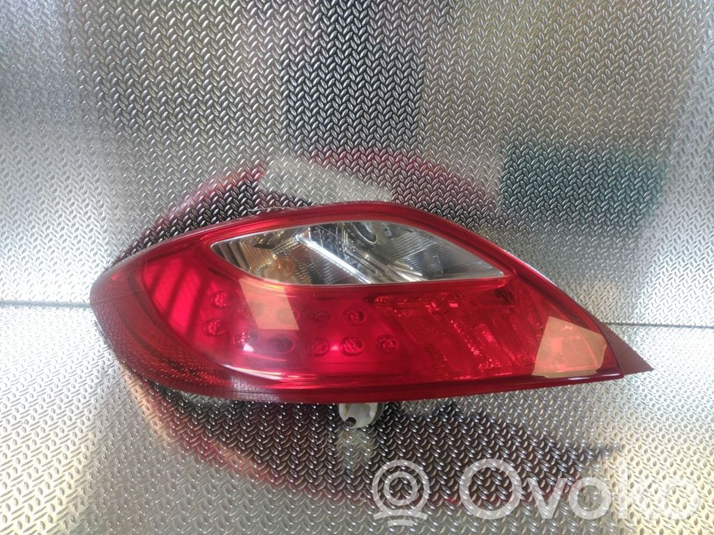 Mazda 2 Takavalot 