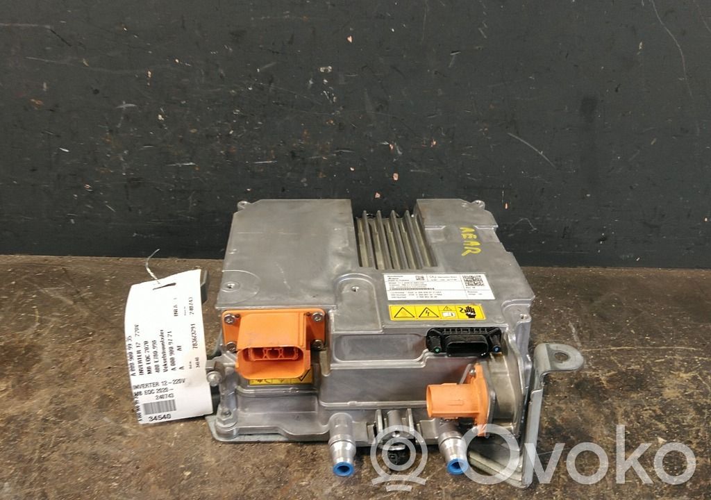 Inversor/convertidor de voltaje   A0009009935,A0009009721,A0009009721,A0009009935