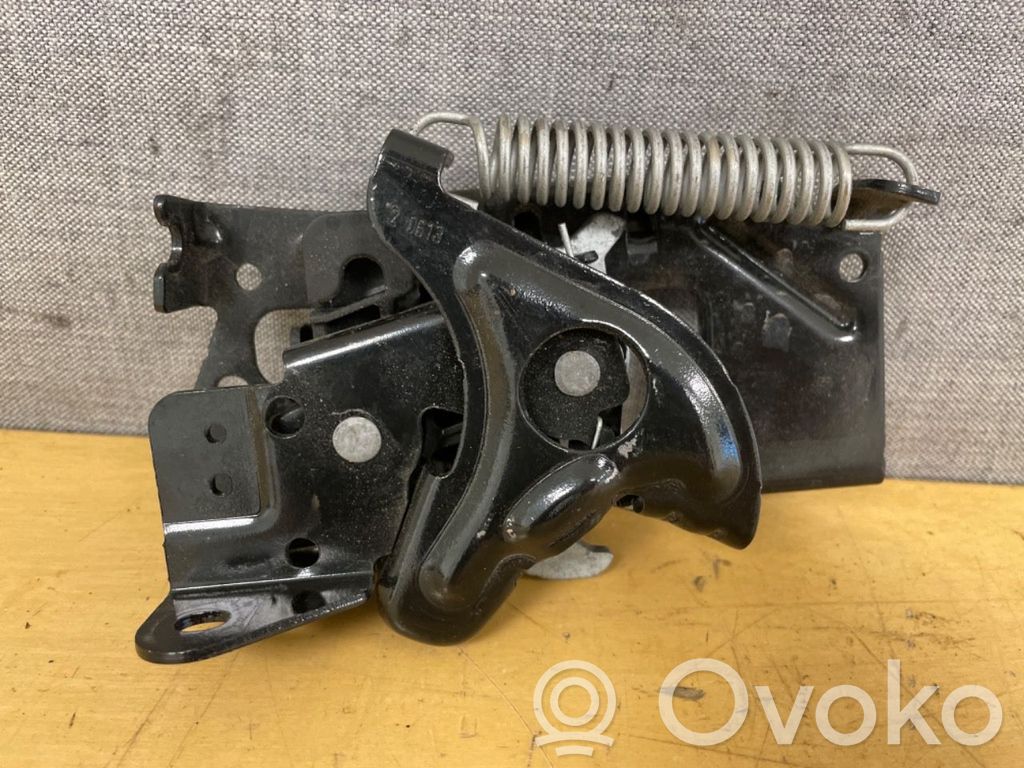 BMW 1 F20 F21 Serrure de capot
