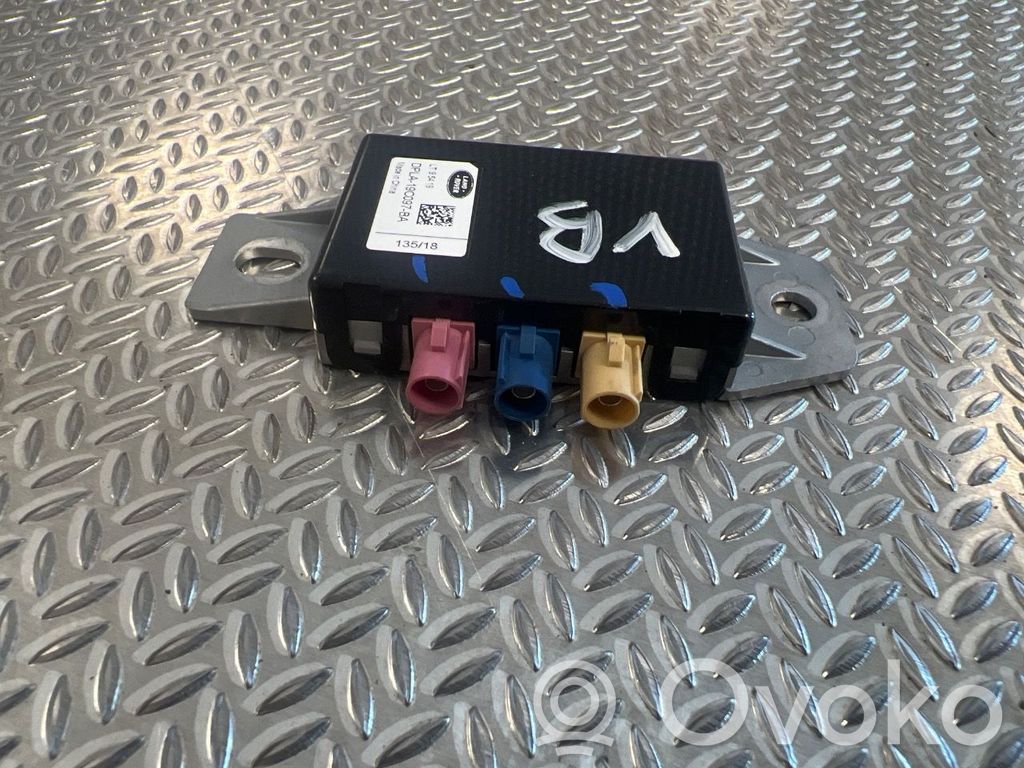 Jaguar I-Pace Amplificatore antenna 