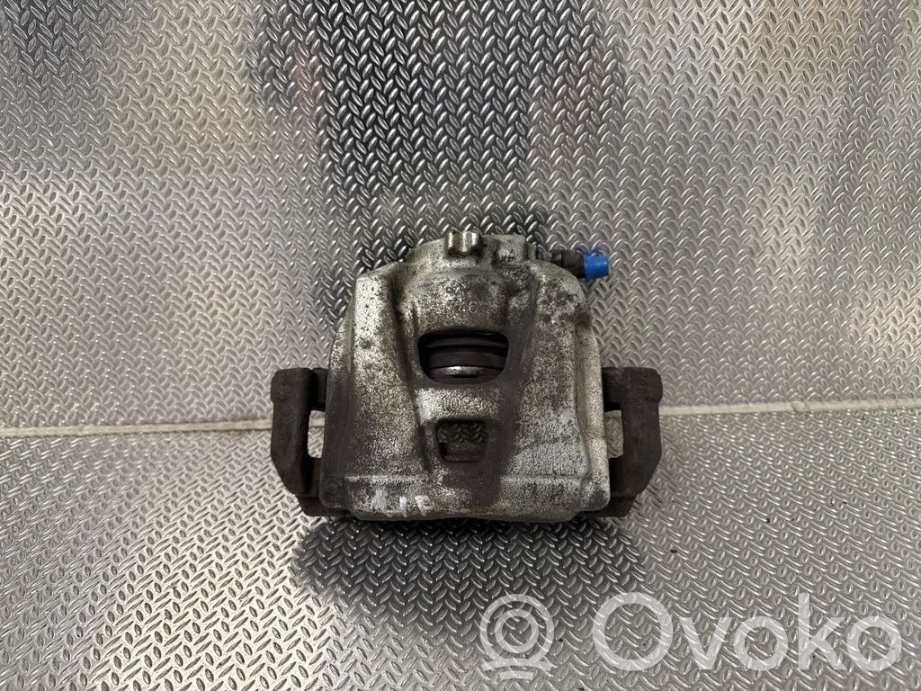 Audi A4 S4 B8 8K Etujarrusatula 