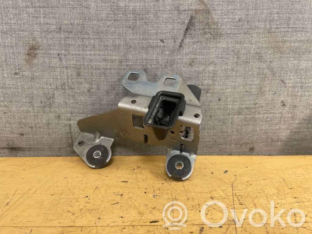 BMW 5 F10 F11 Încuietoare portbagaj 