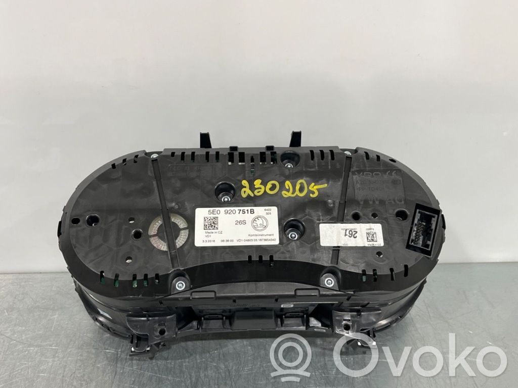 Skoda Octavia Mk3 (5E) Tachimetro (quadro strumenti) 