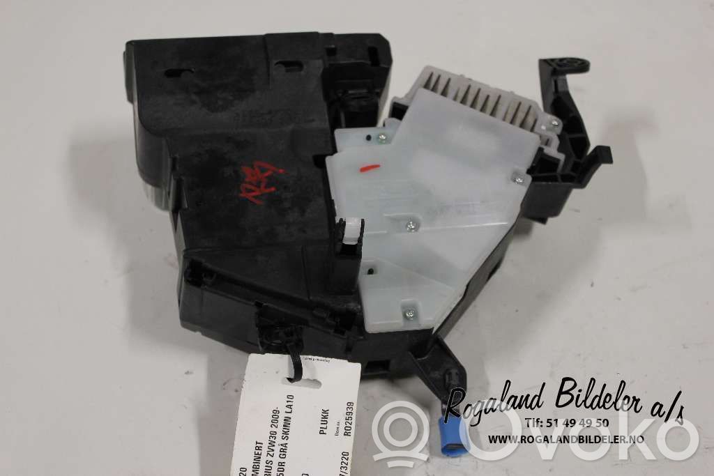 Toyota Prius (XW30) Vitezometru (grup de instrumente) 