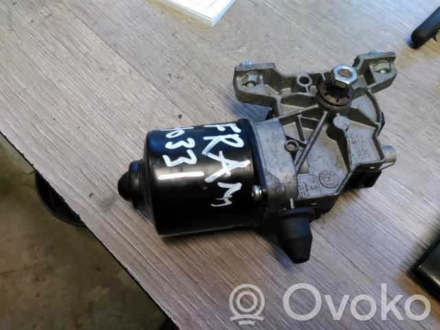 Fiat 500 Silniczek wycieraczek szyby przedniej / czołowej 