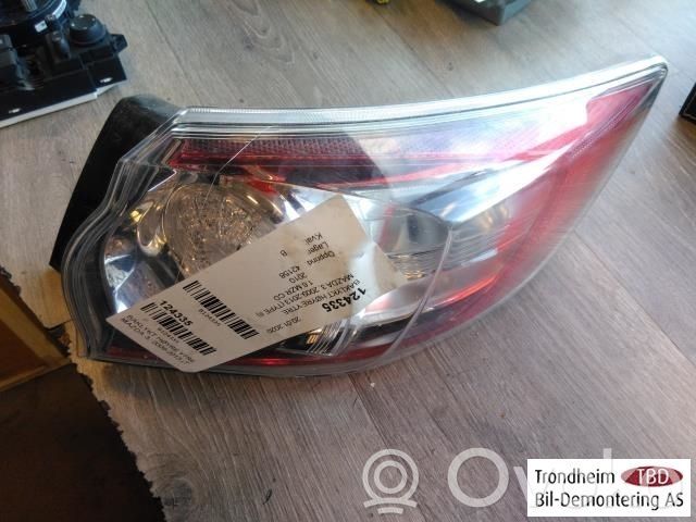 Mazda 3 II Galinis žibintas kėbule 