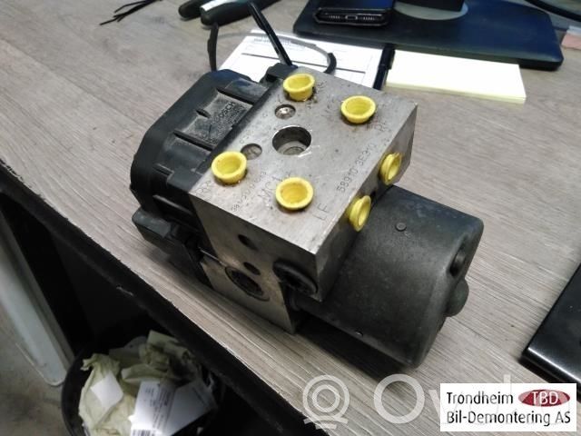 KIA Sorento ABS bloks 