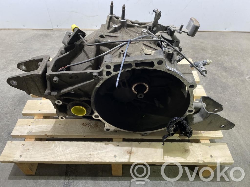 Mitsubishi Grandis Scatola del cambio manuale a 5 velocità 