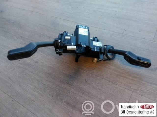 Volkswagen PASSAT B8 Interruptor de control multifunción 