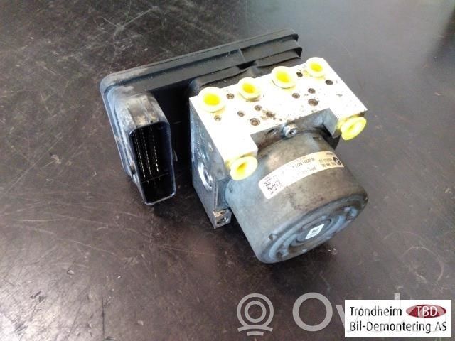 BMW i3 ABS bloks 