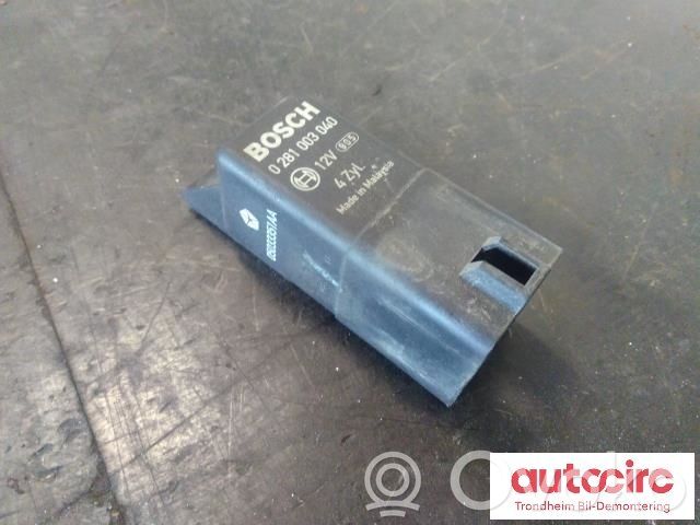 Dodge Journey Glow plug pre-heat relay 