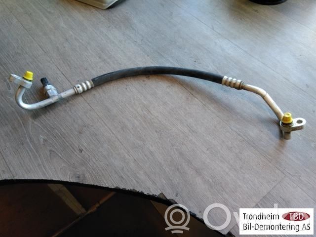 Tesla Model 3 Tubo flessibile aria condizionata (A/C)