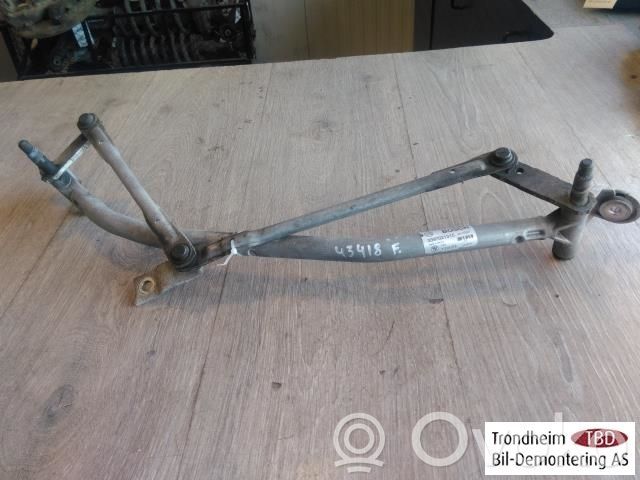 BMW X3 F25 Tiranti del tergicristallo anteriore 