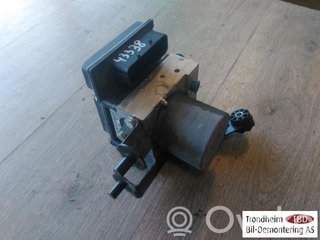 BMW 5 E60 E61 ABS Pump 