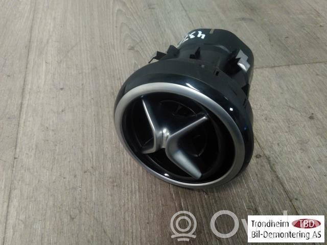 Mercedes-Benz B W246 W242 Rejilla de ventilación central del panel 