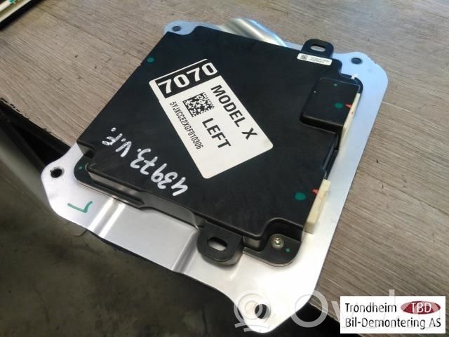 Tesla Model X Door control unit/module 