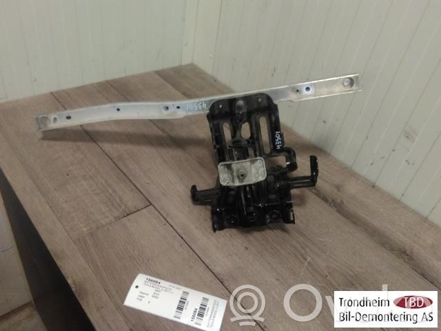 Tesla Model 3 Akkulaatikon alusta 