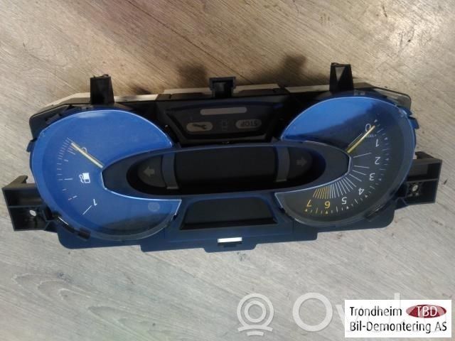 Renault Captur Licznik / Prędkościomierz 
