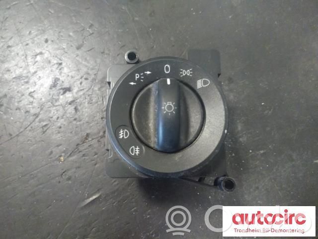 Volkswagen Crafter Light switch 