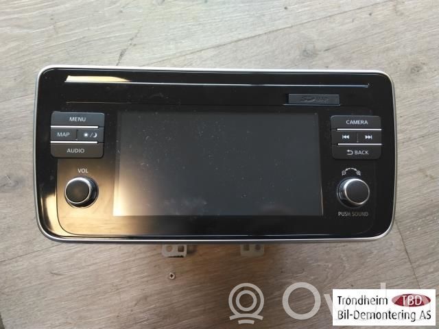 Nissan Leaf II (ZE1) Panel / Radioodtwarzacz CD/DVD/GPS 