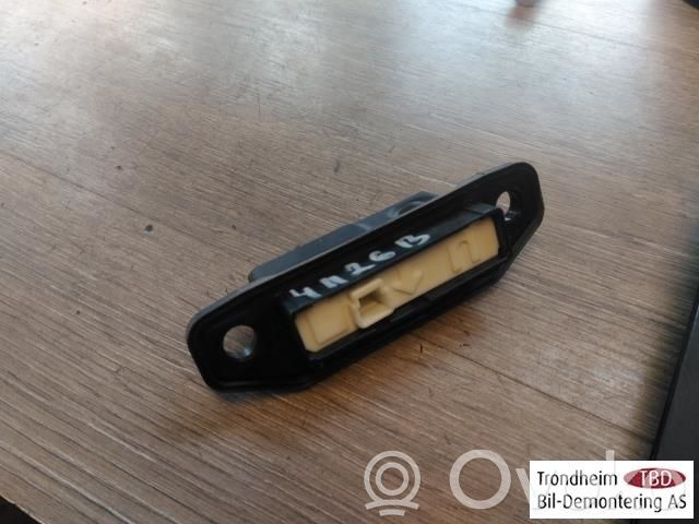 Toyota Yaris Interruptor para abrir la puerta trasera