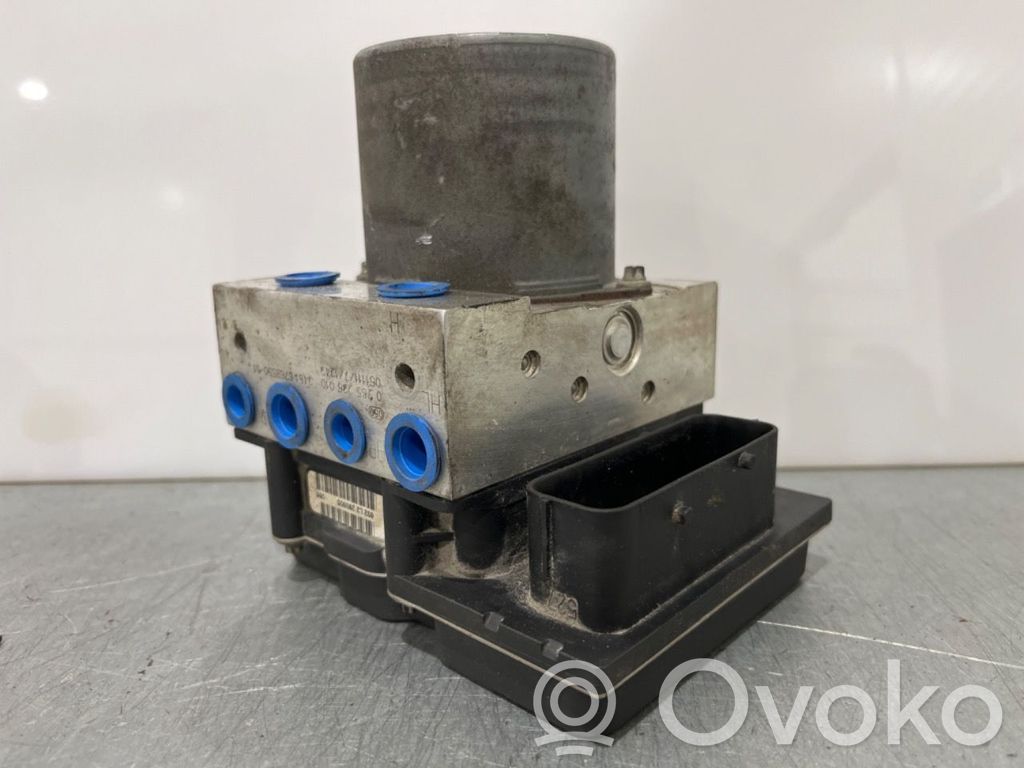 BMW 5 E60 E61 ABS bloks 