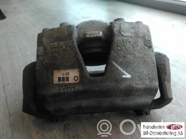 Audi Q5 SQ5 8R Zacisk hamulcowy przedni 