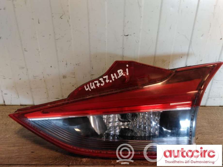 Mazda 6 Aizmugurējais lukturis virsbūvē 