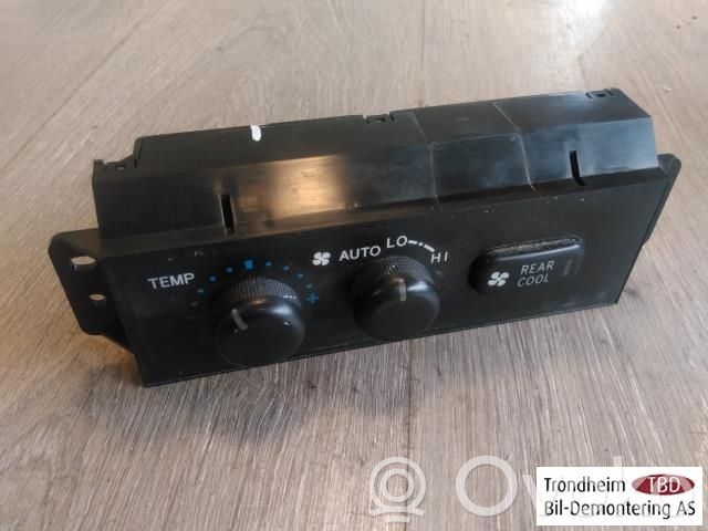 Toyota Land Cruiser (J120) Panel klimatyzacji 