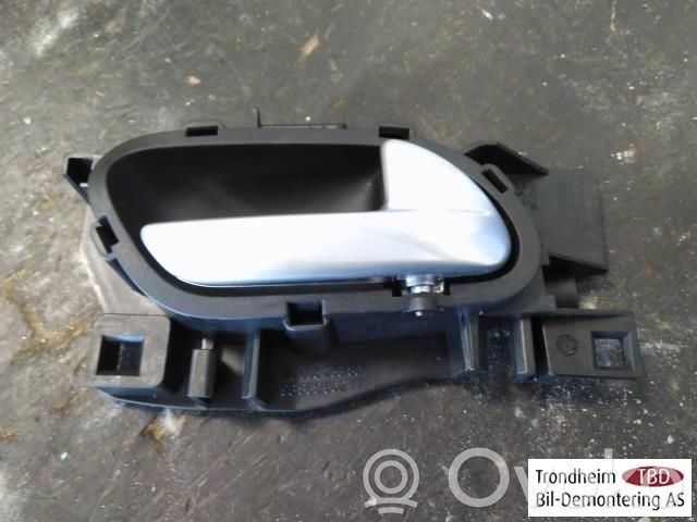 Citroen C5 Front door interior handle 