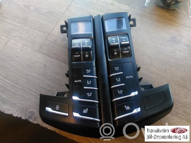 Porsche Cayenne (92A) Panel klimatyzacji 