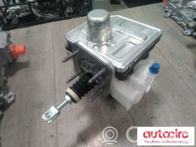 Ford Mustang Mach-E Brake booster 