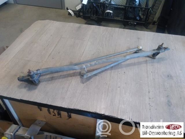 Chevrolet Tahoe Tiranti del tergicristallo anteriore 