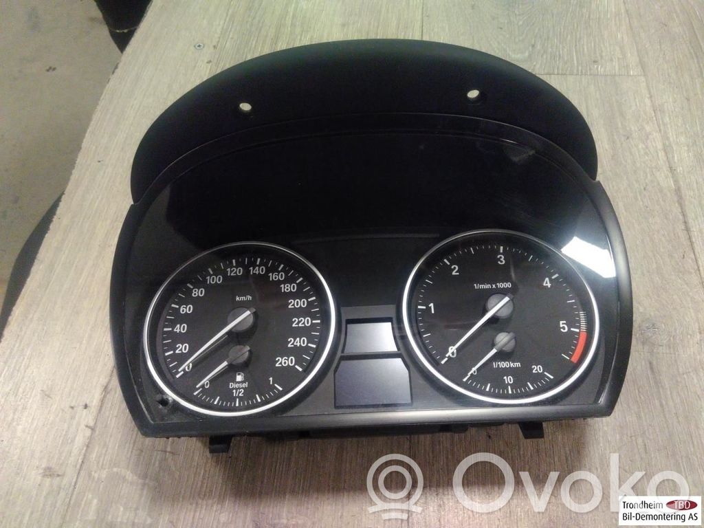 BMW X1 E84 Nopeusmittari (mittaristo) 