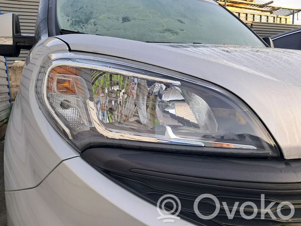 Fiat Doblo Scheinwerfer 