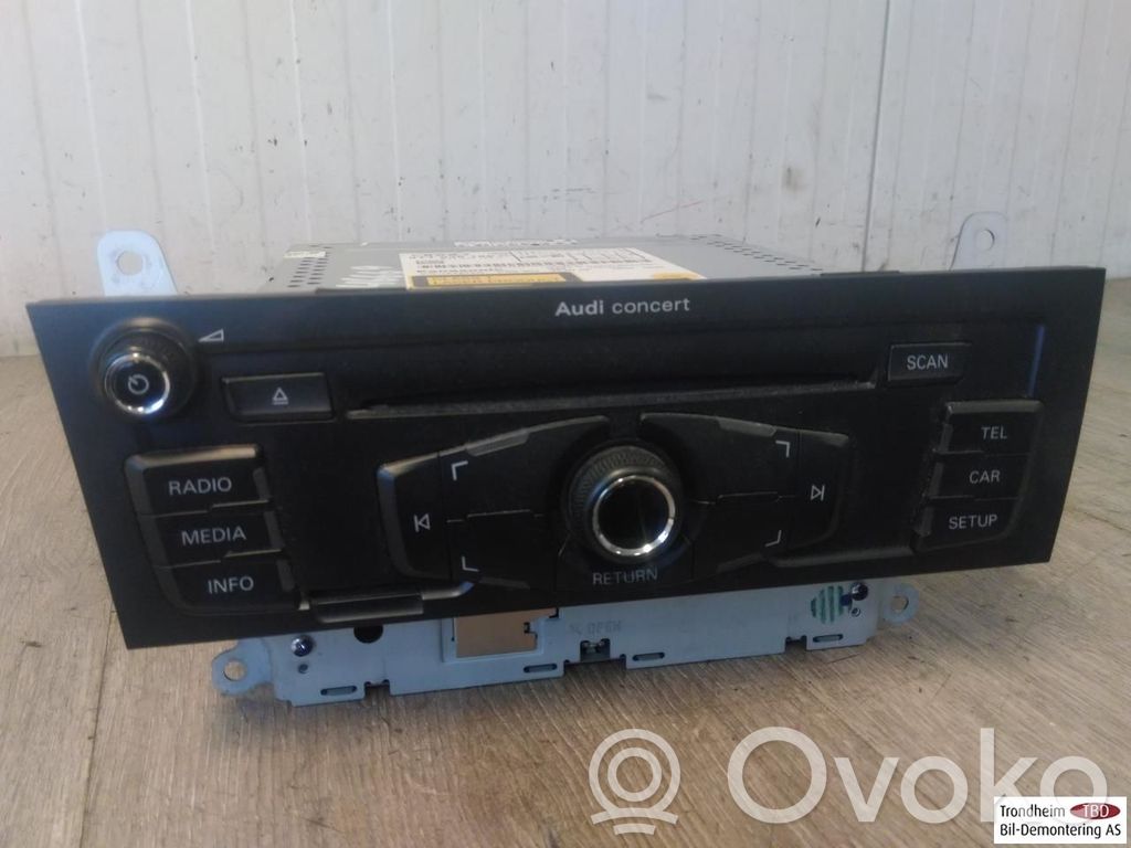 Audi A5 8T 8F Panel / Radioodtwarzacz CD/DVD/GPS 