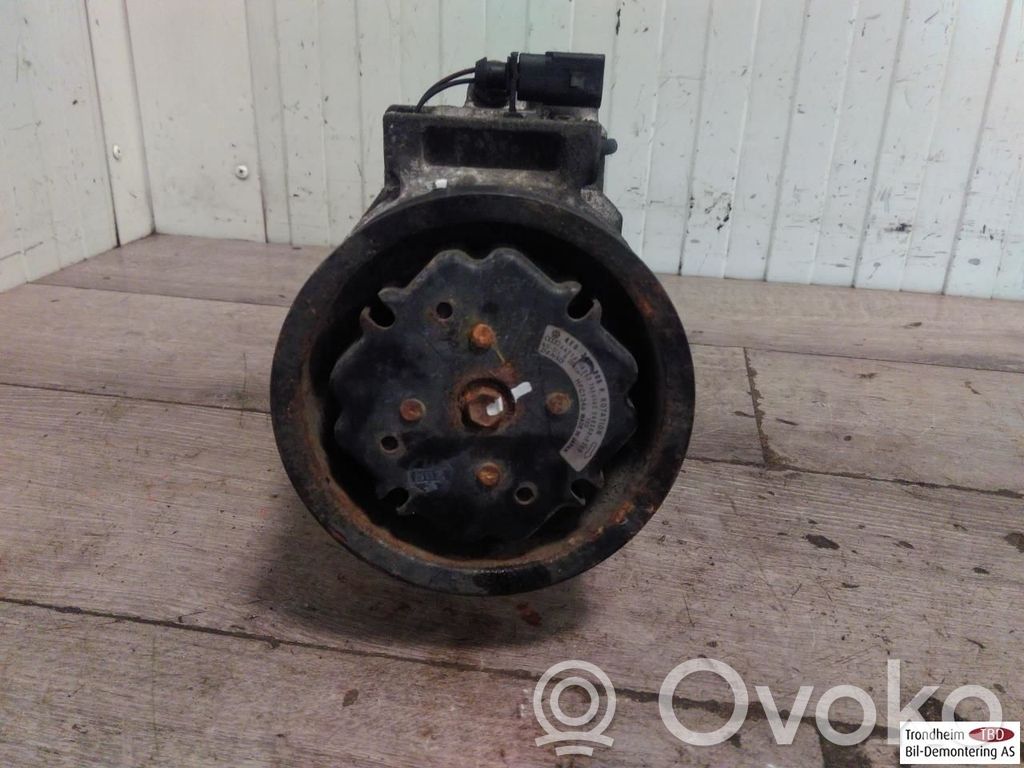 Audi A8 S8 D3 4E Air conditioning (A/C) compressor (pump) 