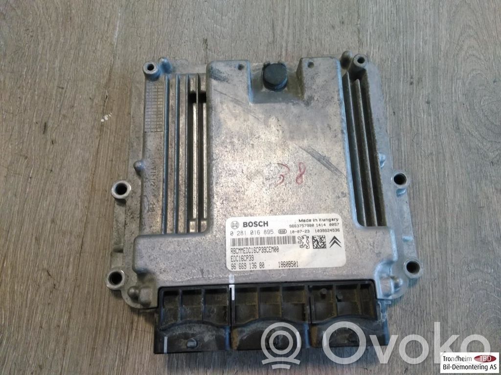 Mitsubishi Outlander Engine control unit/module ECU 