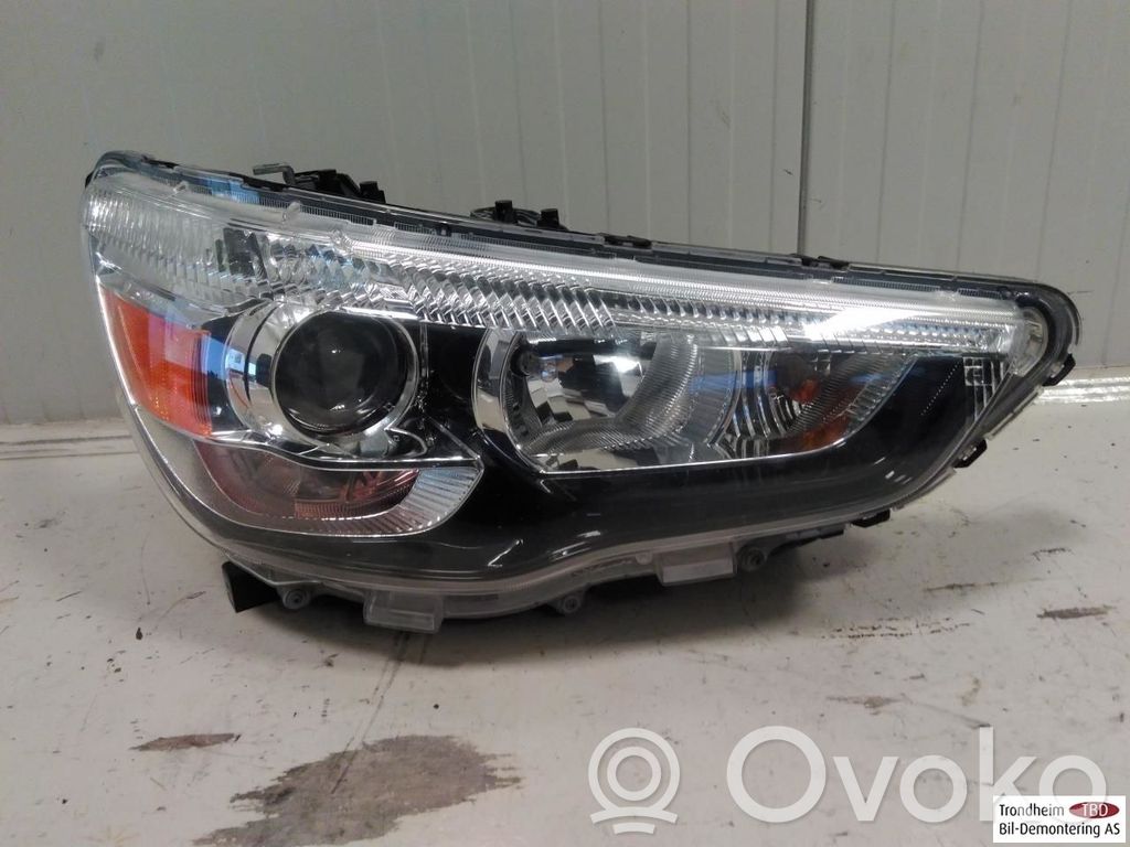 Mitsubishi ASX Lampa przednia 