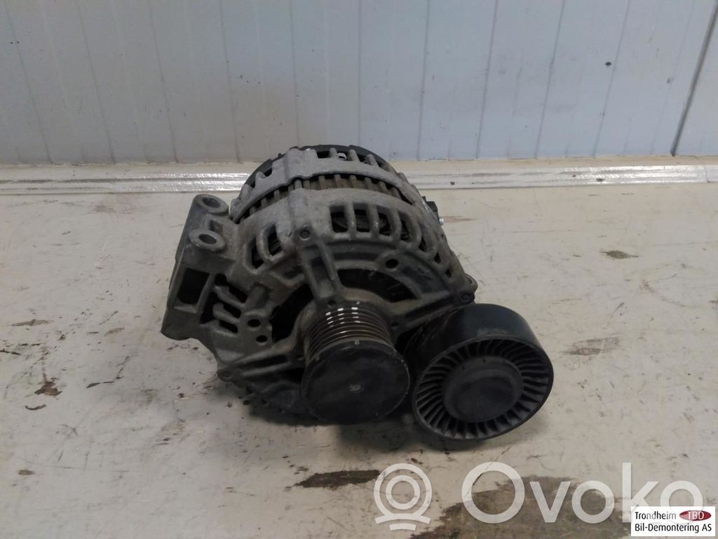 BMW 1 E81 E87 Alternador 