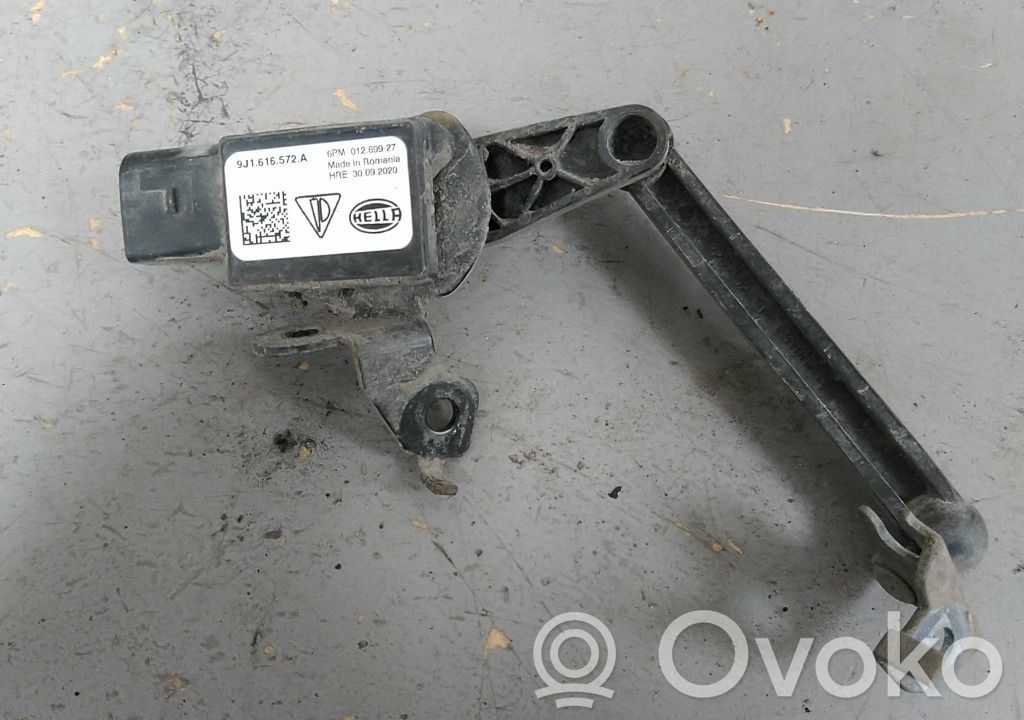 Porsche Taycan 9J1 Czujnik poziomu zawieszenia pneumatycznego osi przedniej 