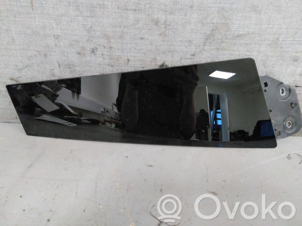 Porsche Taycan 9J1 Otros repuestos del interior 