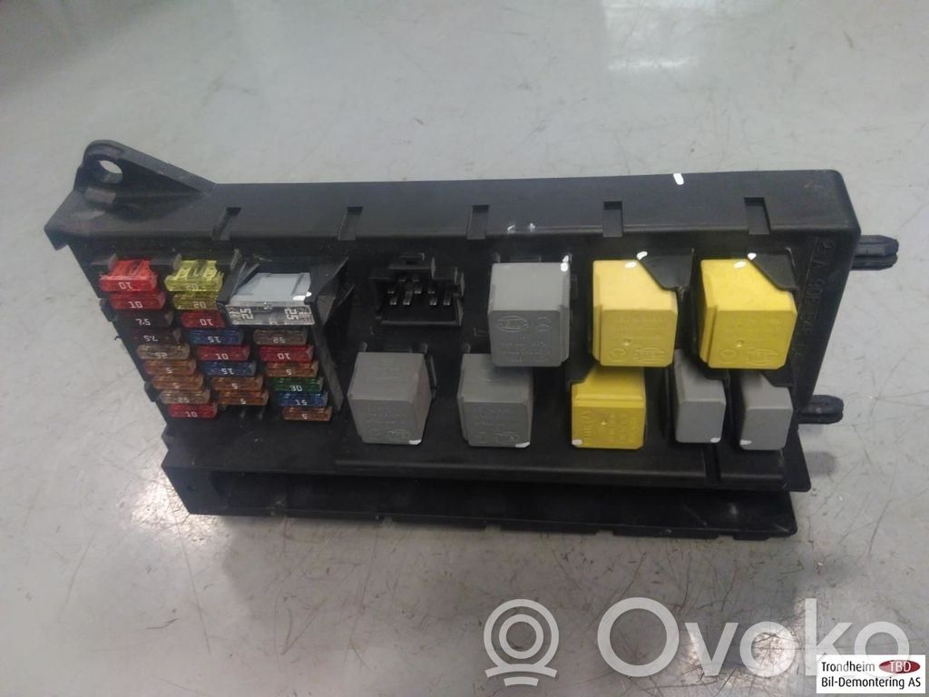 Volkswagen Crafter Juego de caja de fusibles 